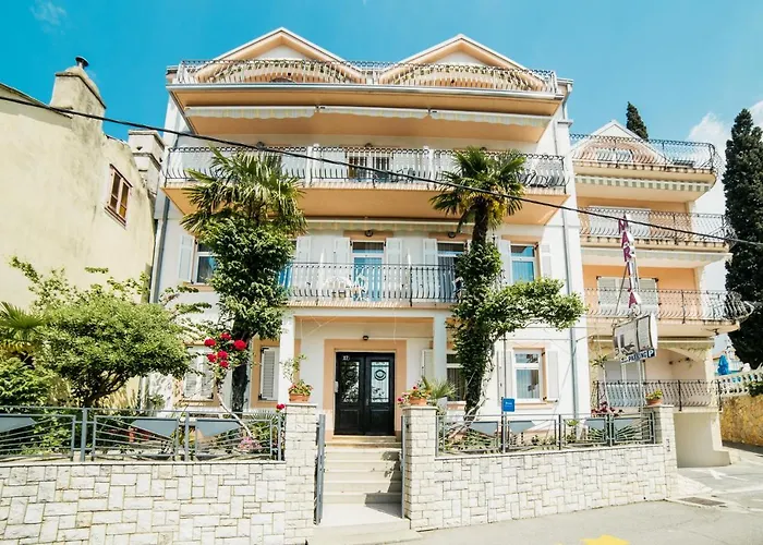 2364a アパート セルツェ